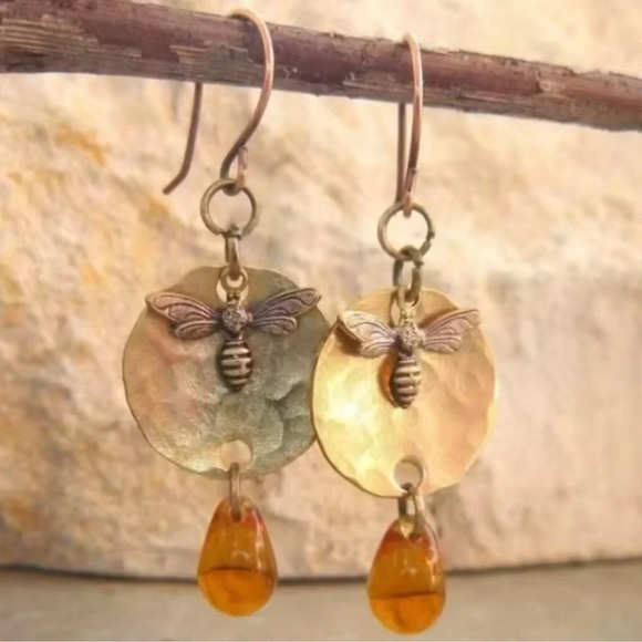Anthropologie Jewelry - Vintage Gothic Copper Bumble Bee Earrings
